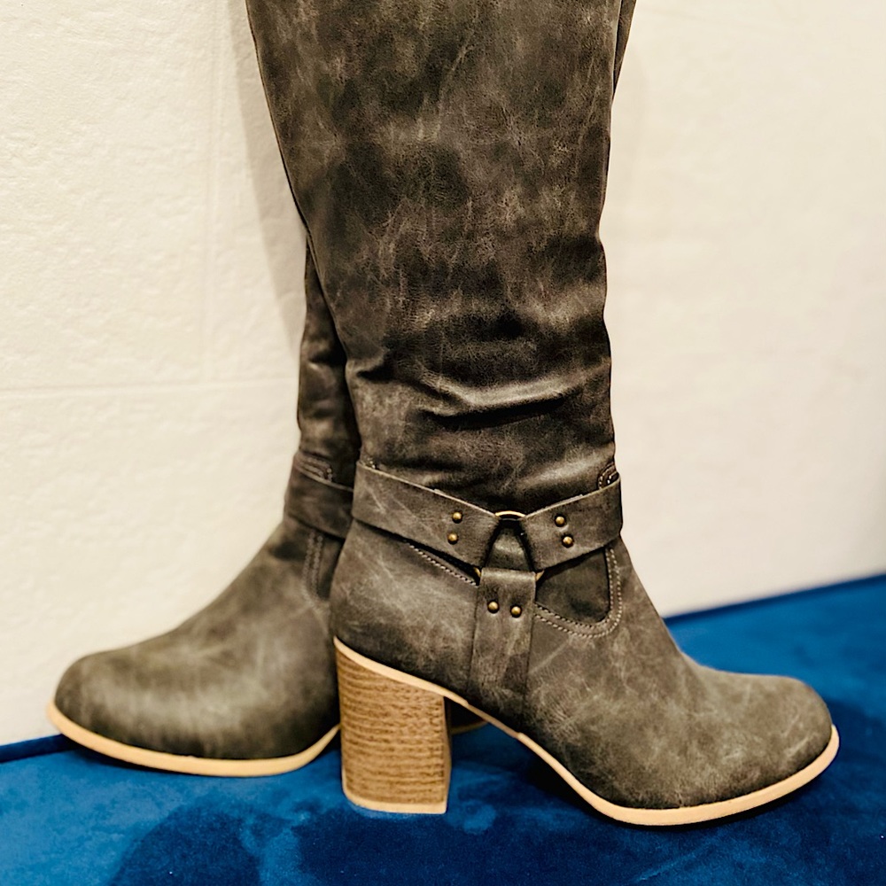 Charcoal black mid-calf boots